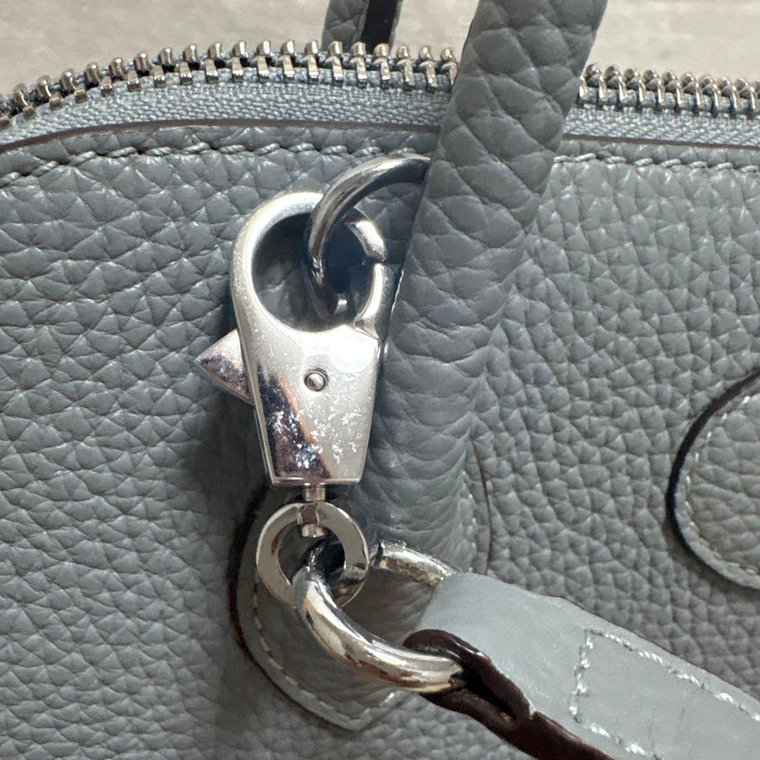 美品　楽天4U 廃盤品　本革　ブガッティハンドバッグ 2way 31サイズ