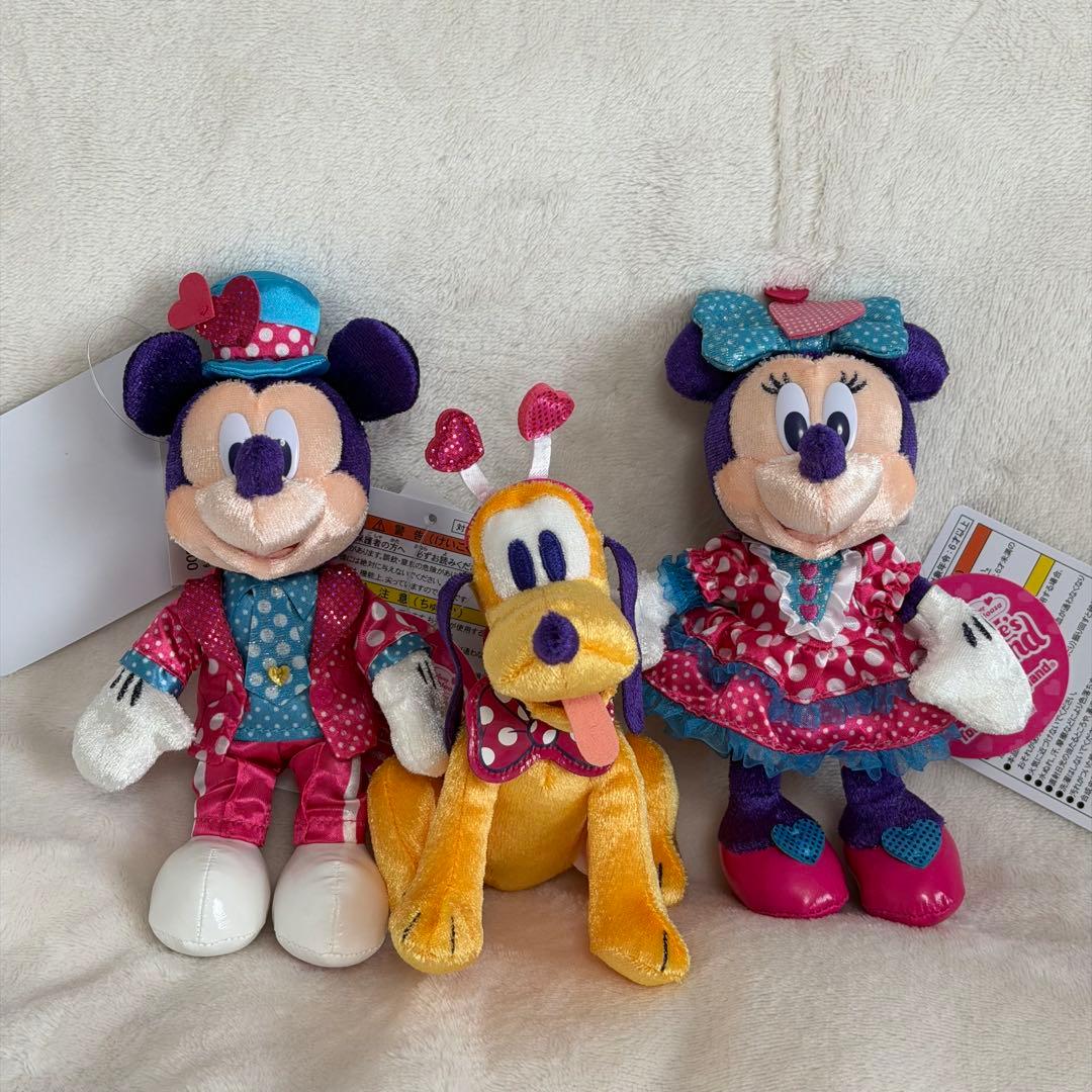 ミニーのファンダーランド ぬいぐるみバッジ ミッキー ミニー プルート　セット