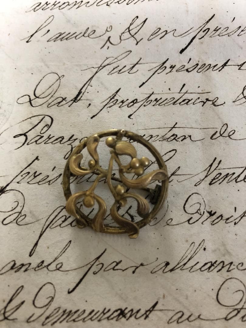 フランスアンティーク ヤドリギのブローチ