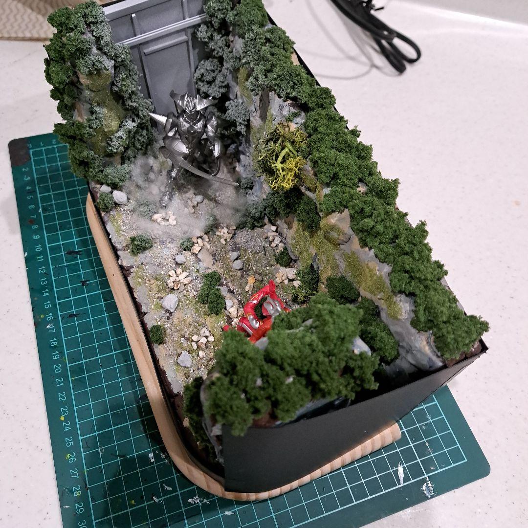 ジオラマ ウルトラマンメビウス セブン 対 グローザム