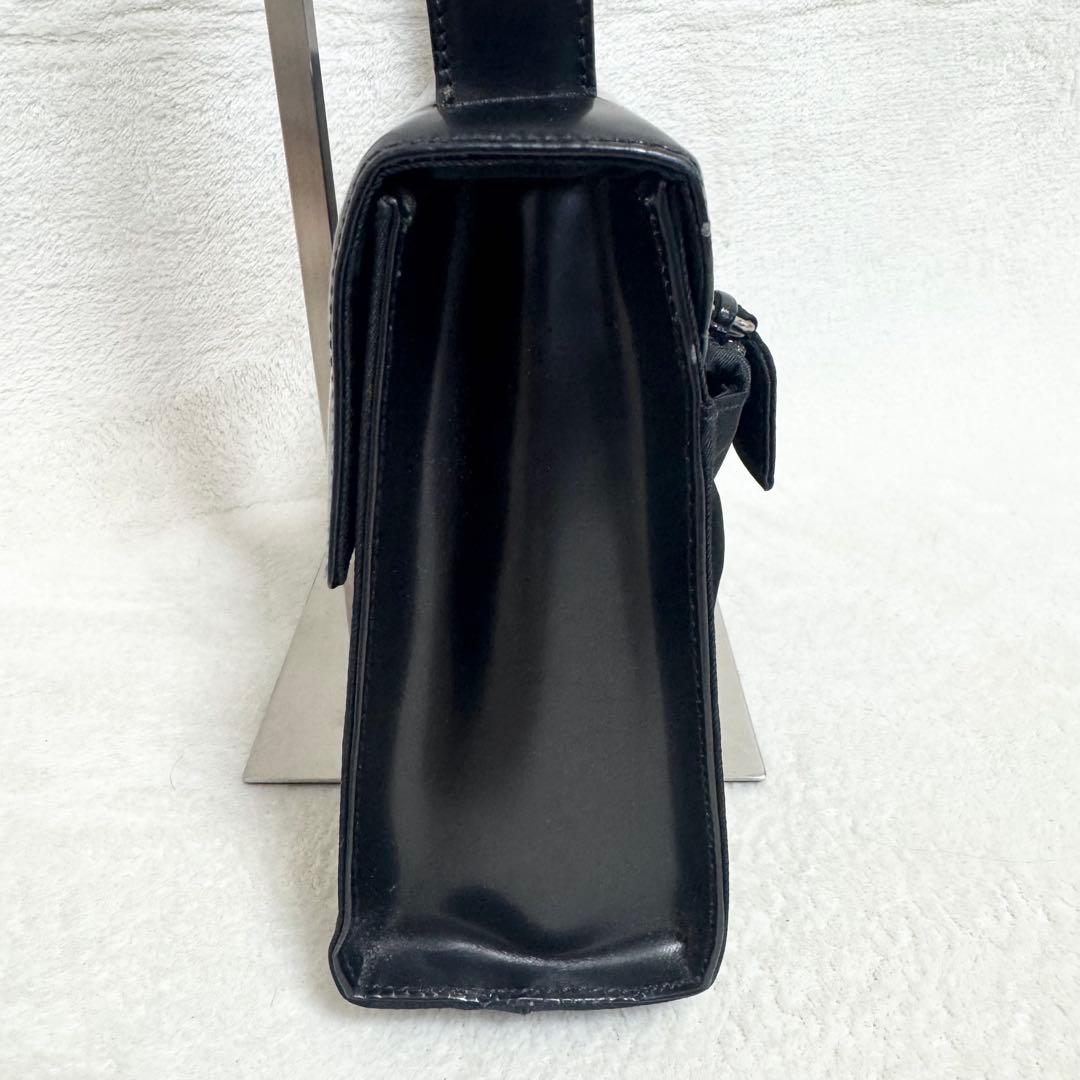 PRADA プラダ ショルダーバッグ ナイロン エナメル パテント 黒 ロゴ