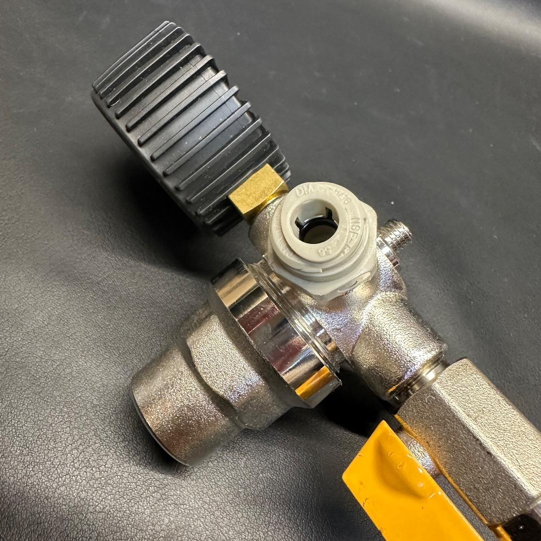 ♡Hd左1001 未使用保管品 TWELVETAP CO2レギュレーター