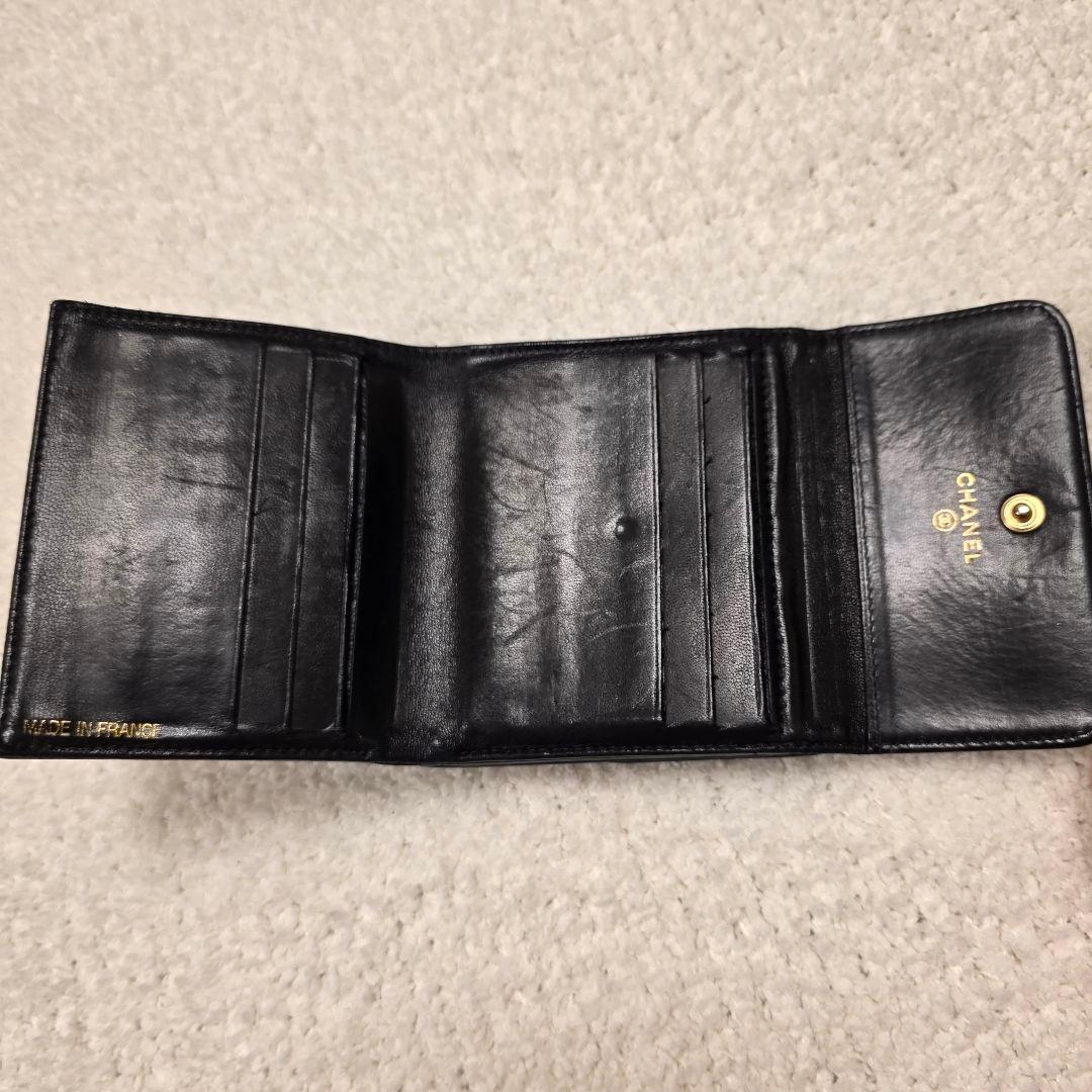 【CHANEL】二つ折り財布✨️キャビアスキン