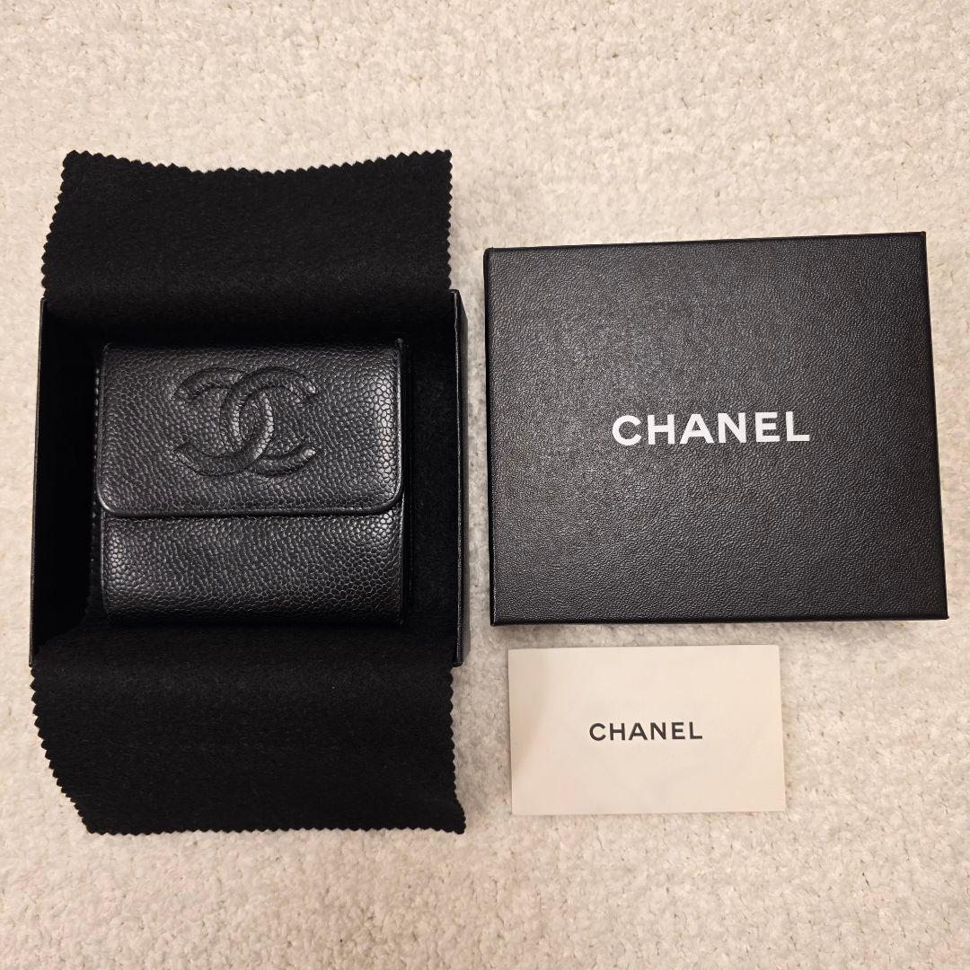 【CHANEL】二つ折り財布✨️キャビアスキン