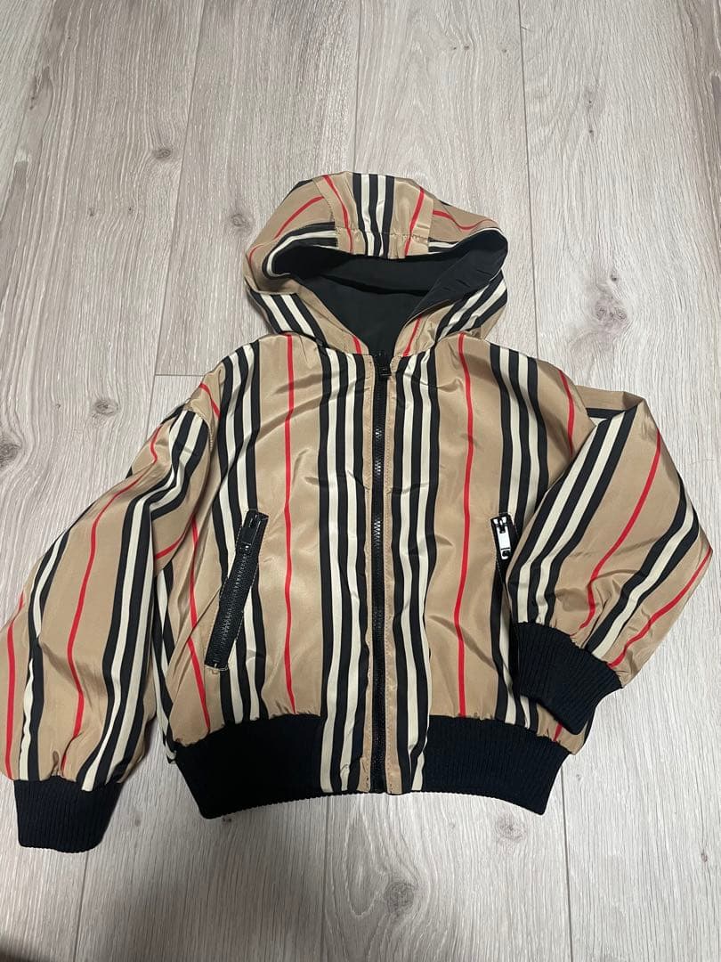 Burberry 　バーバリー　ナイロンジャケット　リバーシブル　90