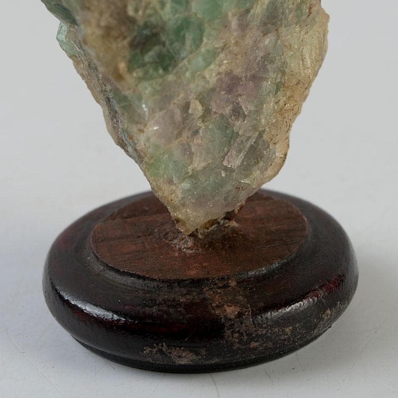 天然石　鑑賞石　パワーストーン　翡翠石　原石　唐木台付　Z　8611