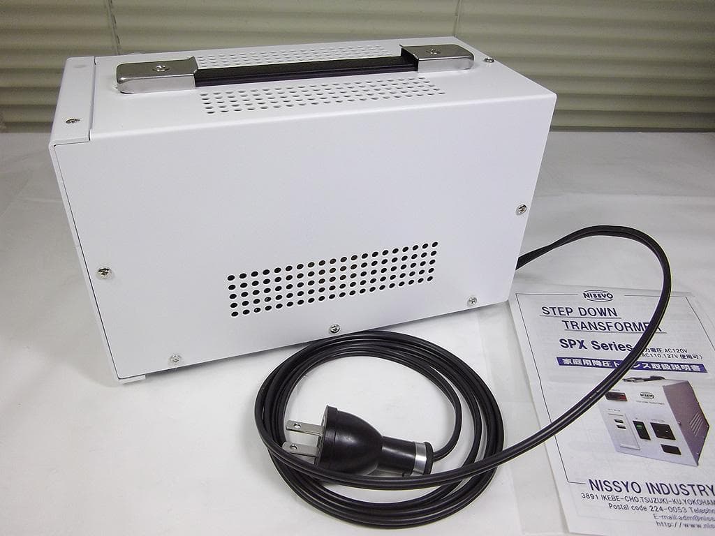 日章工業 ダウントランス 800W SPXシリーズ USB付 SPX-800U