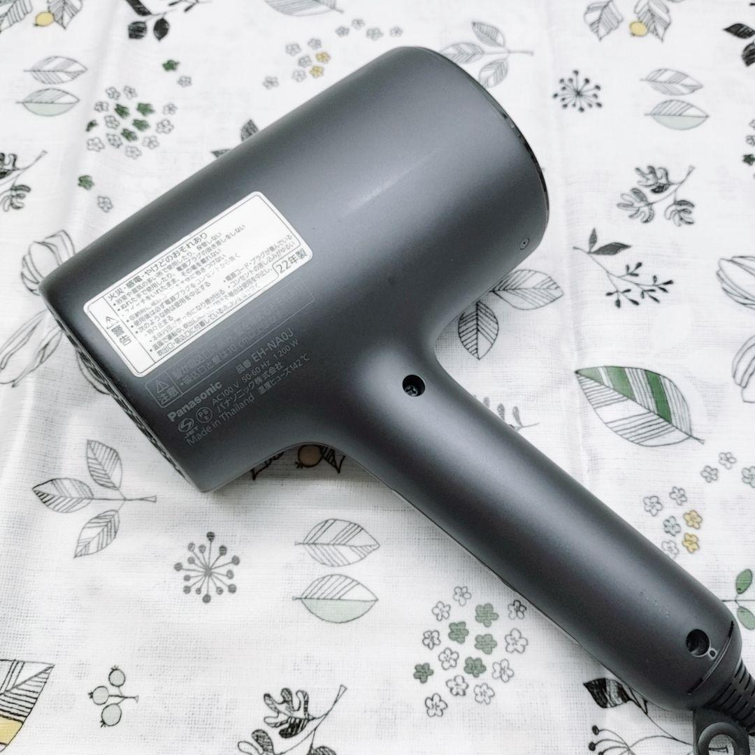 ほぼ未使用⭐️ノズル付きPanasonic ナノケア ドライヤー EH-NA0J