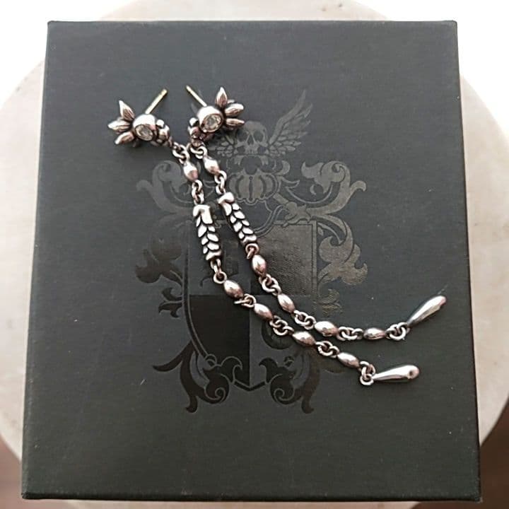 【期間限定お値下げ】Bloody Mary ウォーターローズピアス 水咲花　両耳