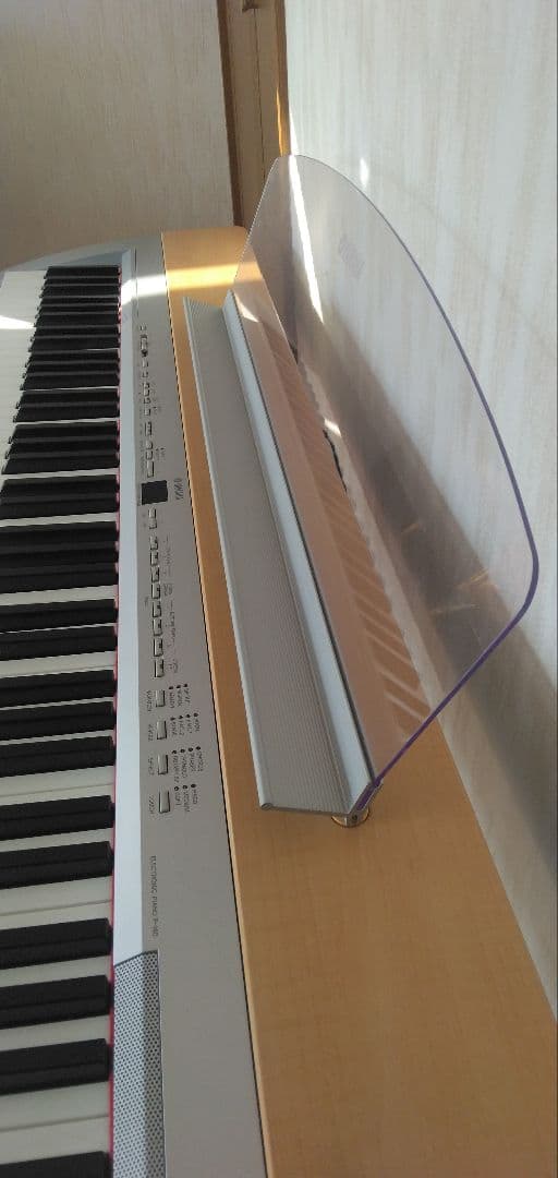 YAMAHA 電子ピアノ