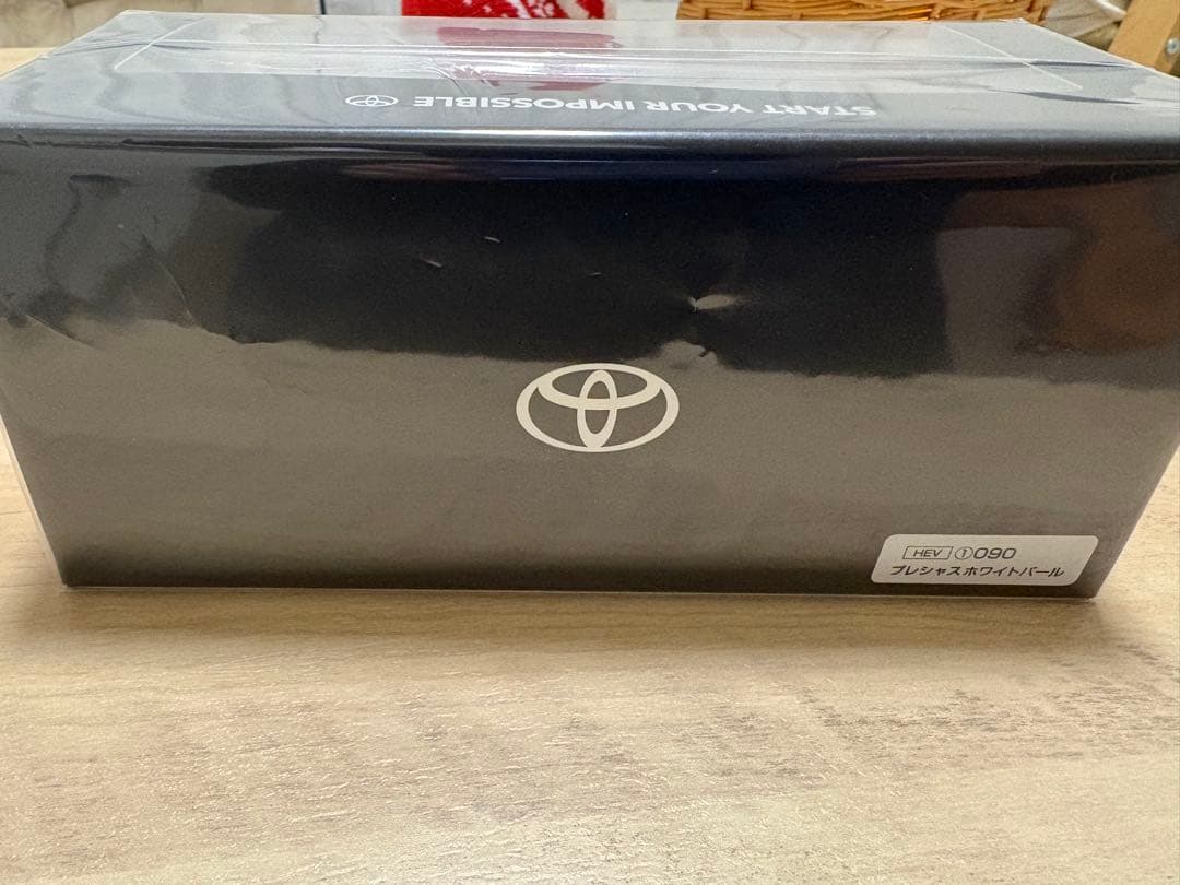 クラウンスポーツ　ホワイト　カラーサンプル