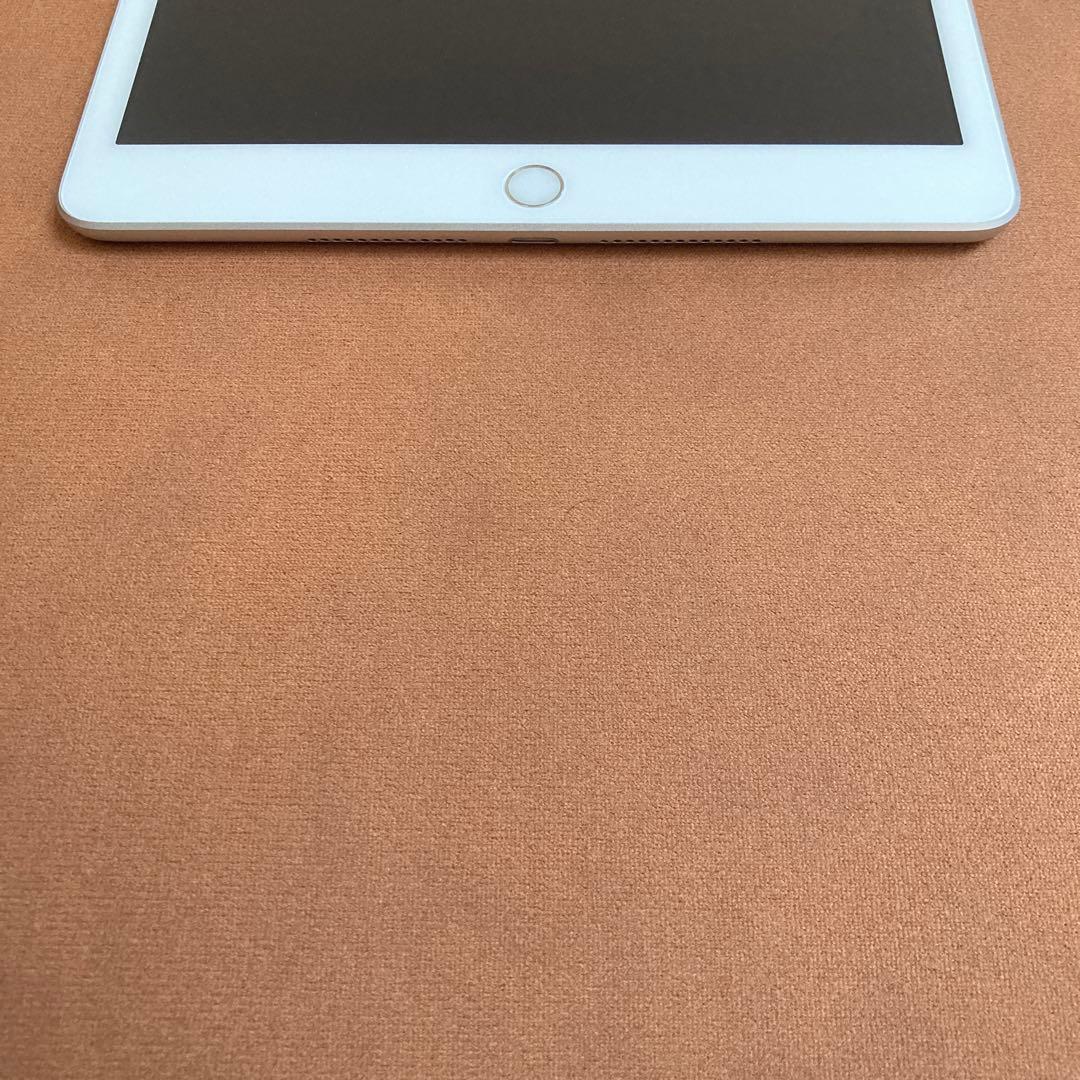 253【早い者勝ち】iPad8 第8世代 32GB WIFIモデル☆