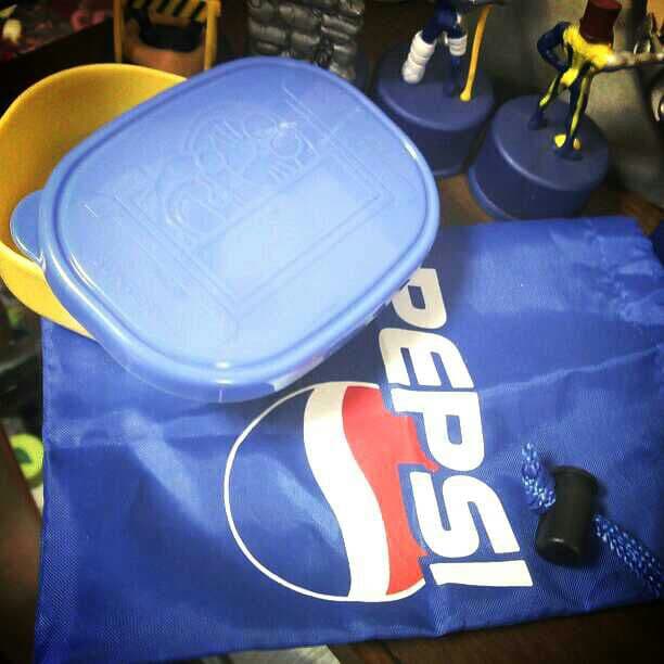 ペプシマン☆★ボトルキャップ5個&ミニ巾着&ミニケース