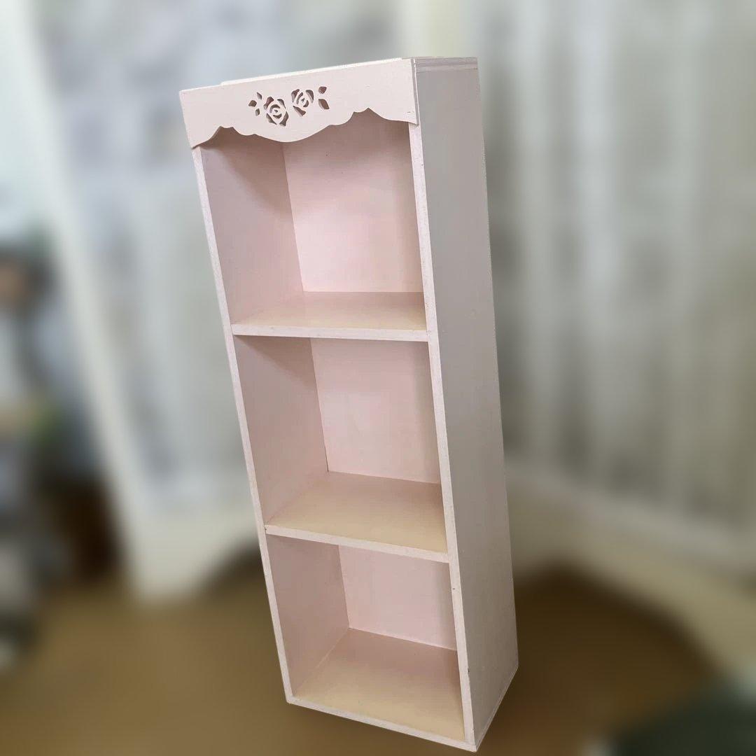 マニーローズタイルのピンクの木製 3段薄型ボックスシェルフW27.5 H80cm