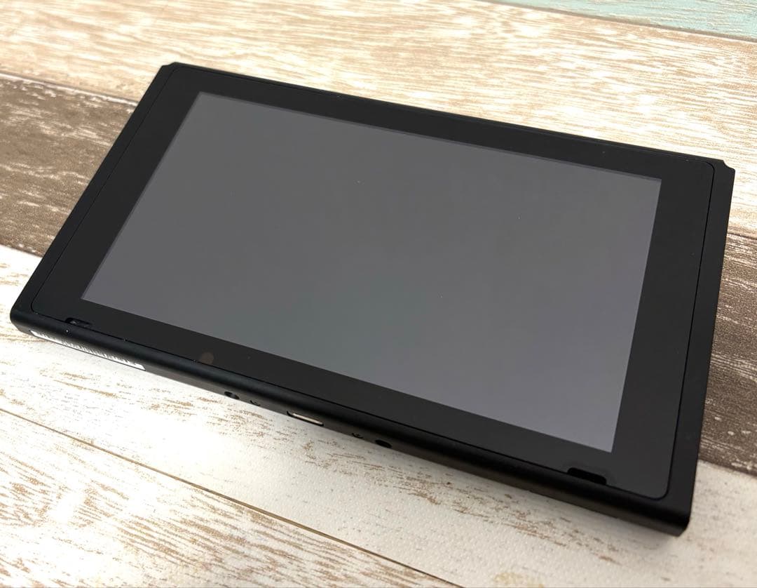 ニンテンドースイッチ本体＆HORIポーチセット