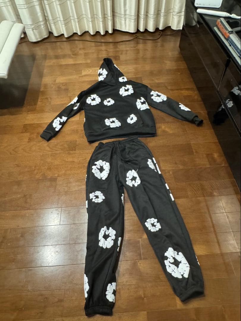 ひろしですデニムティアーズセットアップ