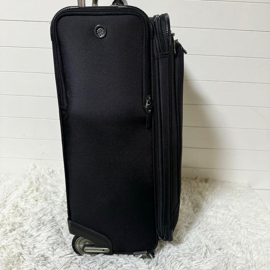 未使用級✨トラベルプロ　crew　キャリーケース　4071620 黒