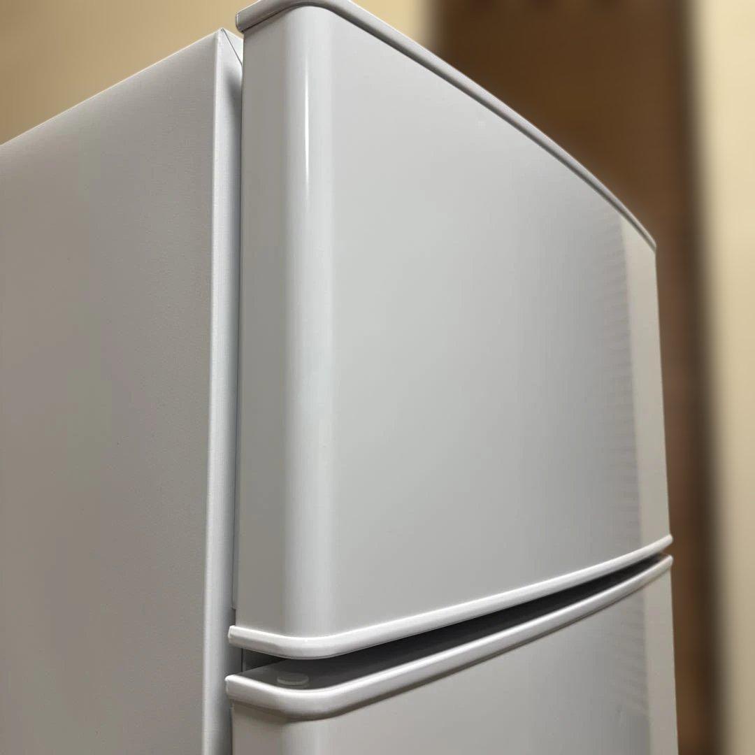 ELSONIC 2024年製 冷蔵庫 2ドア/右開き/85L