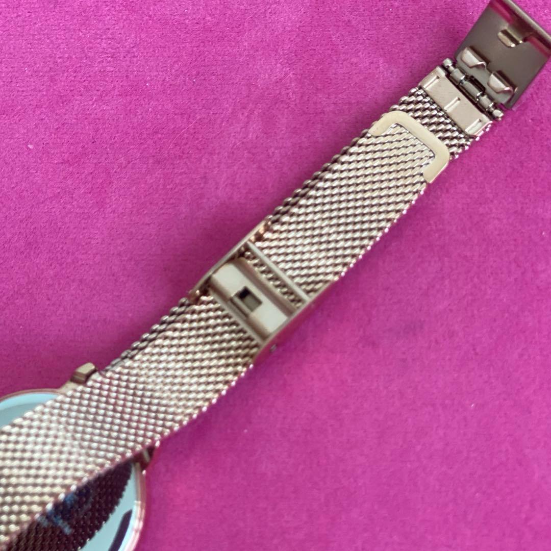 未使用　稼働中　PAUL&JOE ポール&ジョー 腕時計　クリザンテーム