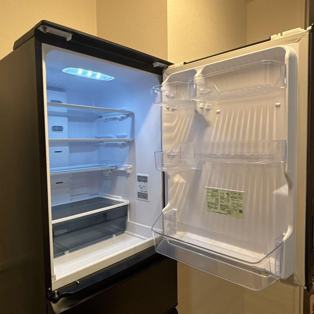 t*7様 SHARP 冷凍冷蔵庫 SJ-PW37P-H