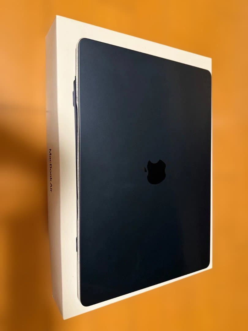 15インチ MacBook Air (M2, 2023) — ミッドナイト