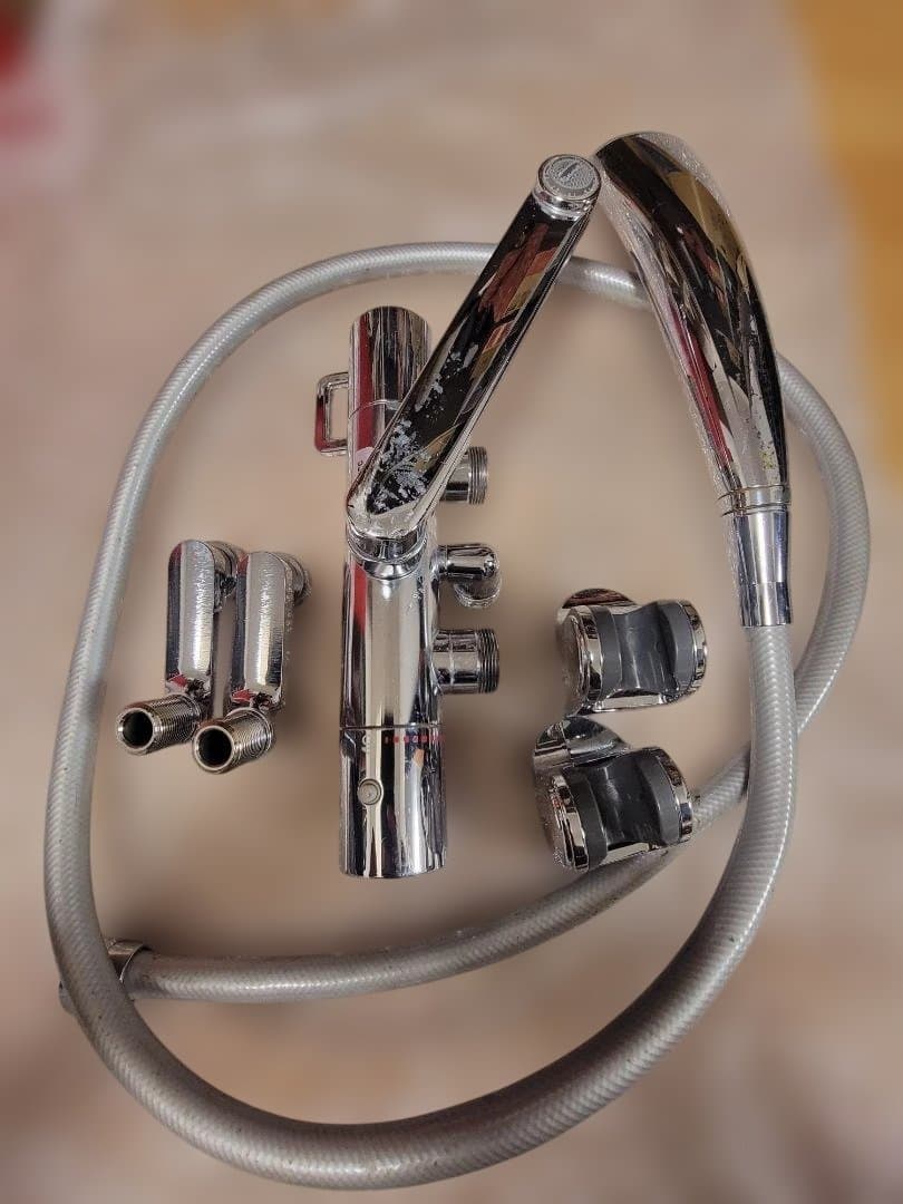 TOTO　壁付サーモ水栓　シャワーヘッド類付属　TMHG40C