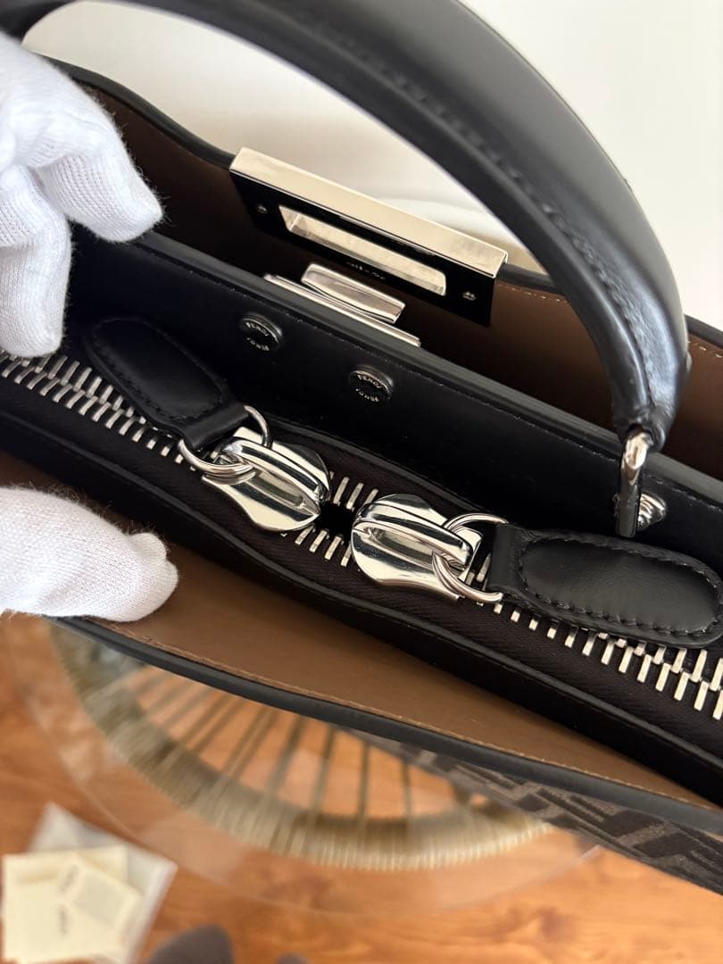 こなごな　フェンディ ピーカブー ISeeU ミディアム メンズ 123