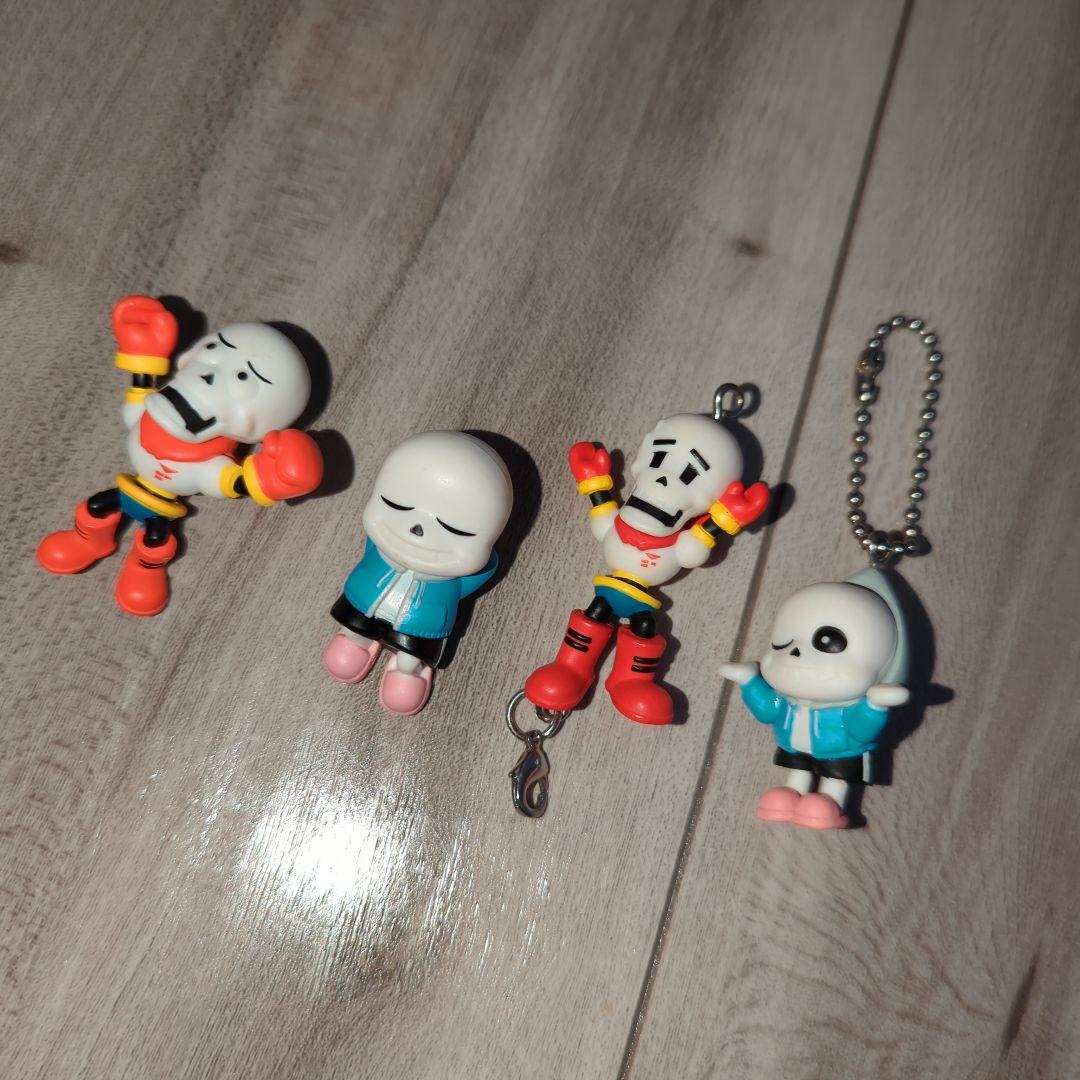 undertale　サンズ　パピルス　フィギュア　ぬいぐるみ　アクスタ　14点