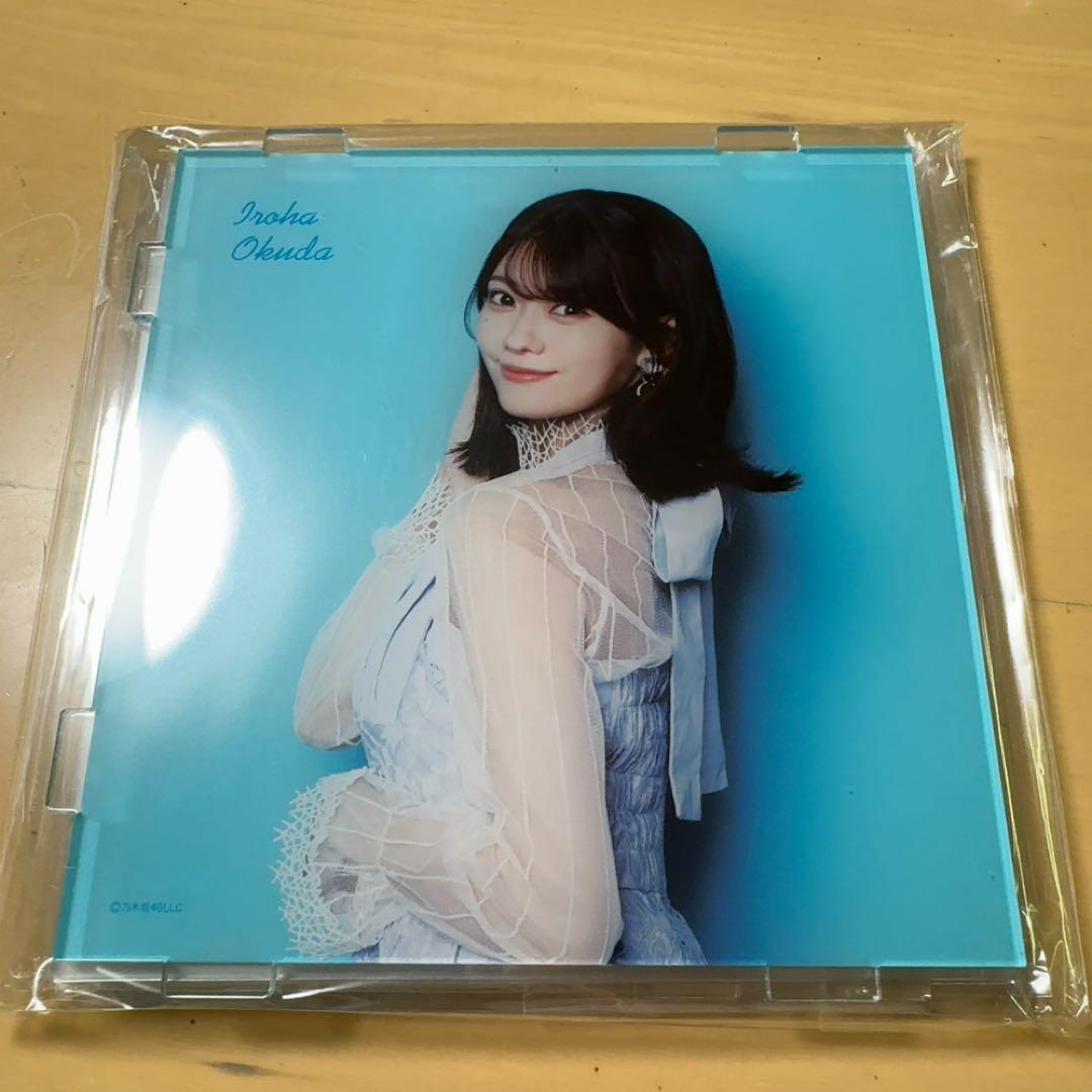 乃木坂46 卓上カレンダー　2026 奥田いろは