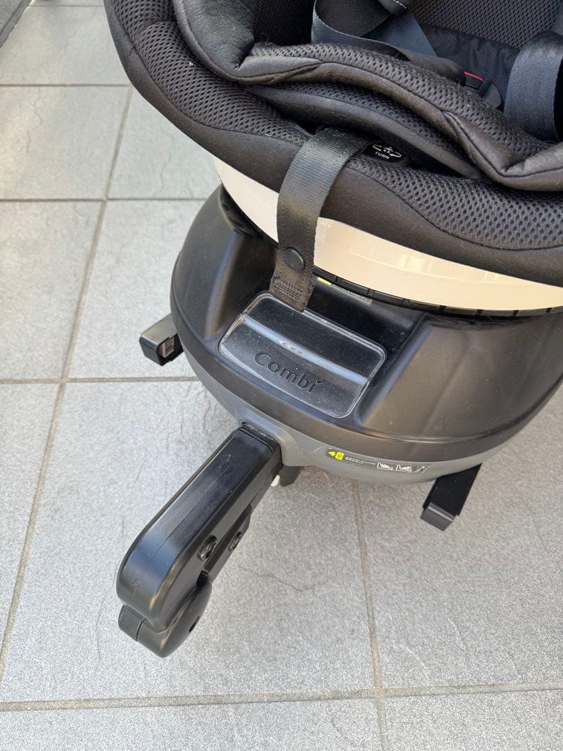土日限定値下げ‼︎‼︎ Combi クルムーヴ ISOFIX