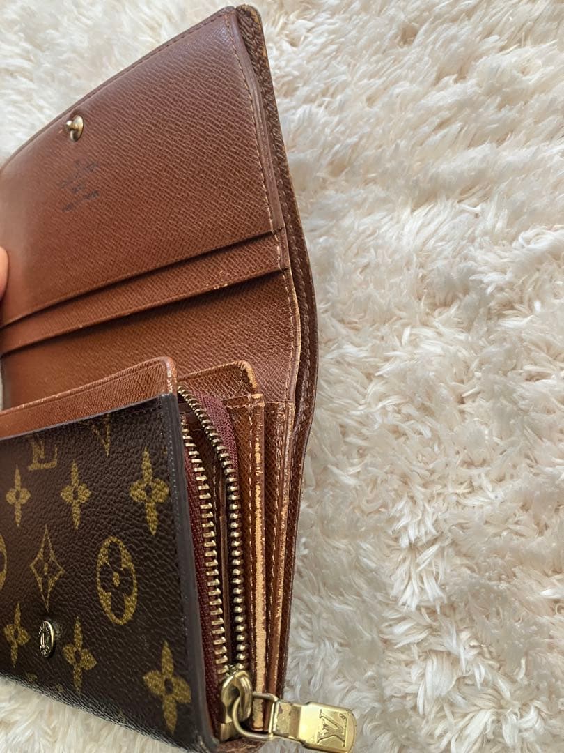 ルイヴィトンモノグラム財布