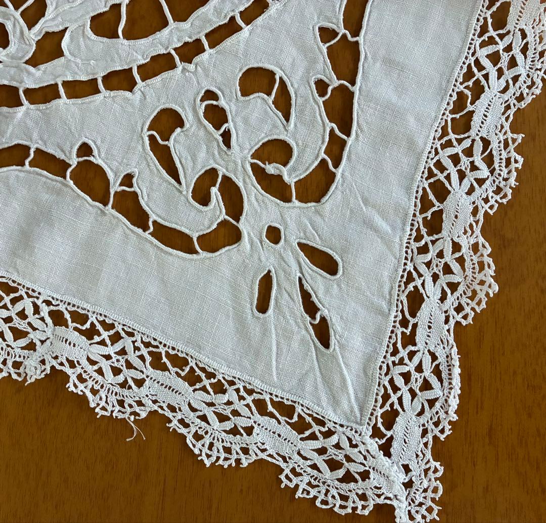 フランスアンティーク*手刺繍*花かご刺繍*テーブルクロス*カバー*ボビンレース