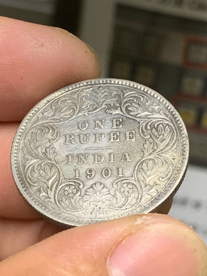 1901 年 エンプレス・ヴィクトリア 1ルピー 銀貨 古銭 銀貨
