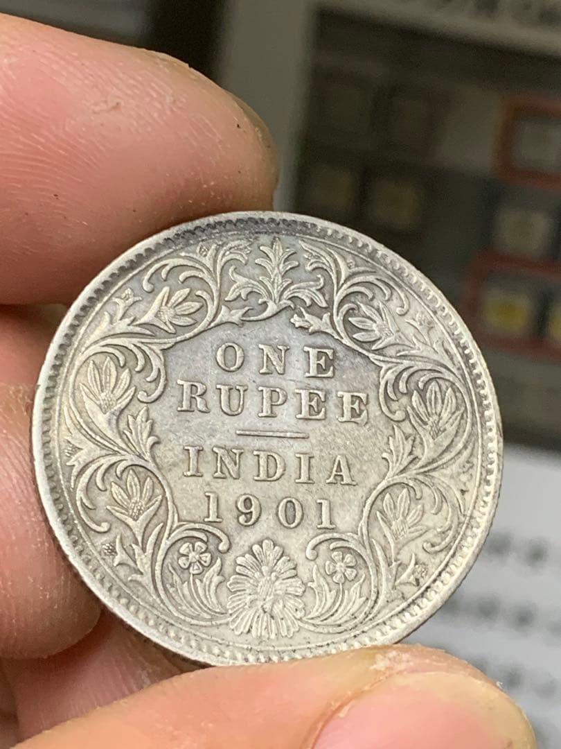 1901 年 エンプレス・ヴィクトリア 1ルピー 銀貨 古銭 銀貨