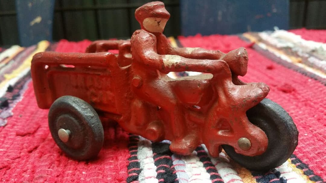 レプリカ　３０sモーターサイクルTOY キャスト