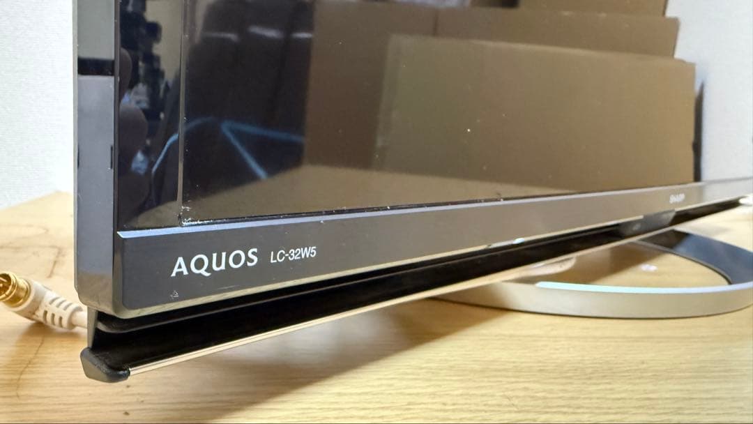 シャープSHARP AQUOS アクオス　LC-32W5 液晶テレビ　32インチ