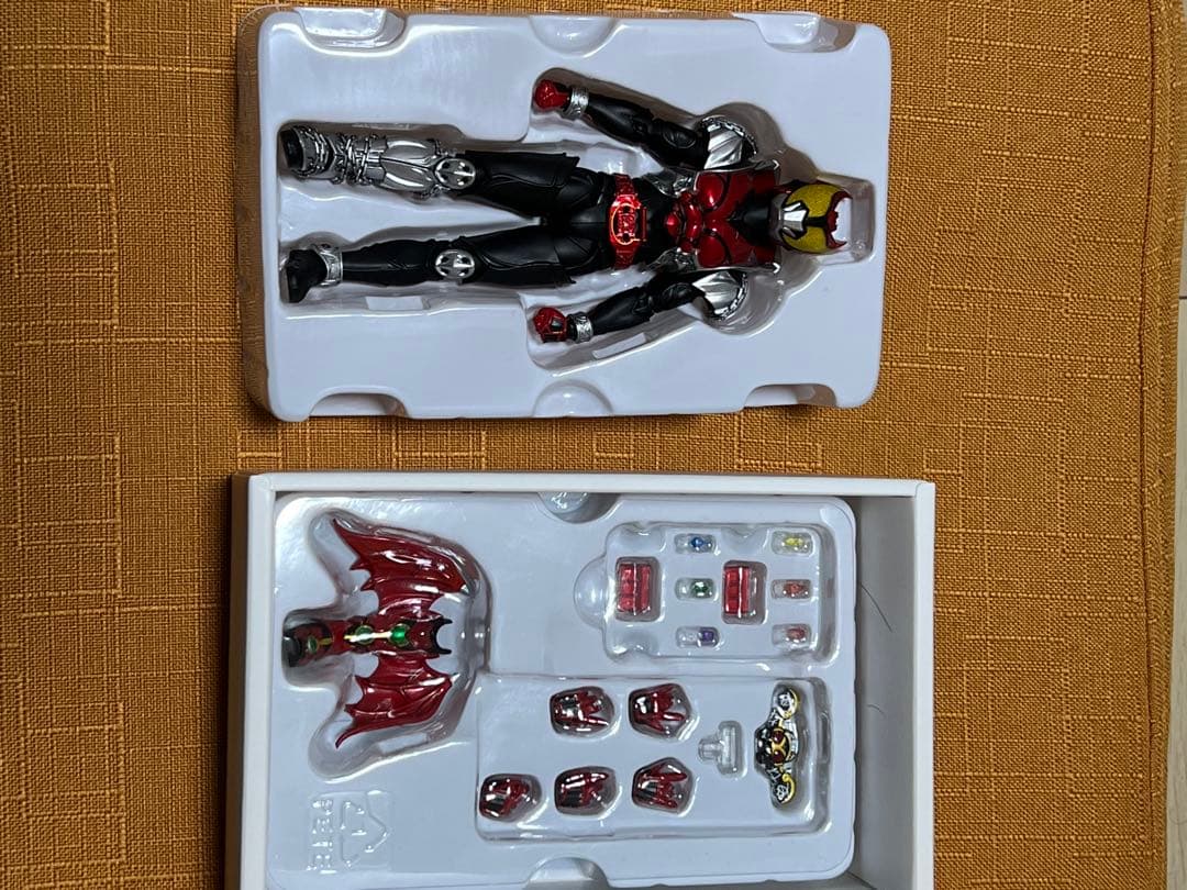 SHFiguarts真骨彫仮面ライダーキバ　キバフォーム