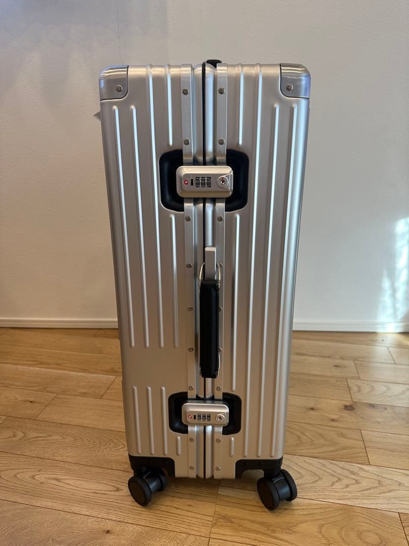【新品・未使用品】innovator アルミスーツケース 限定色 70L