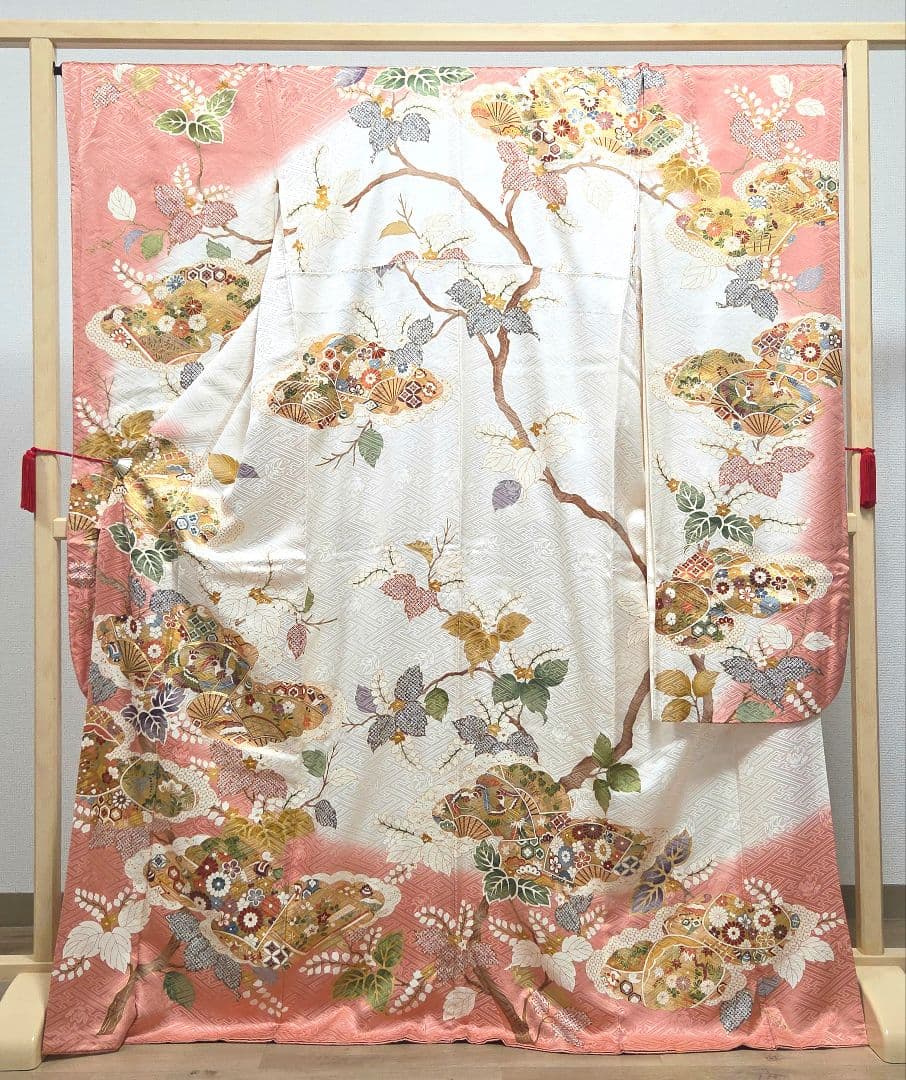 E5 美品 吉澤友禅 吾妻徳穂 吉祥文様 金彩 金駒刺繍 袷 正絹 振袖 着物