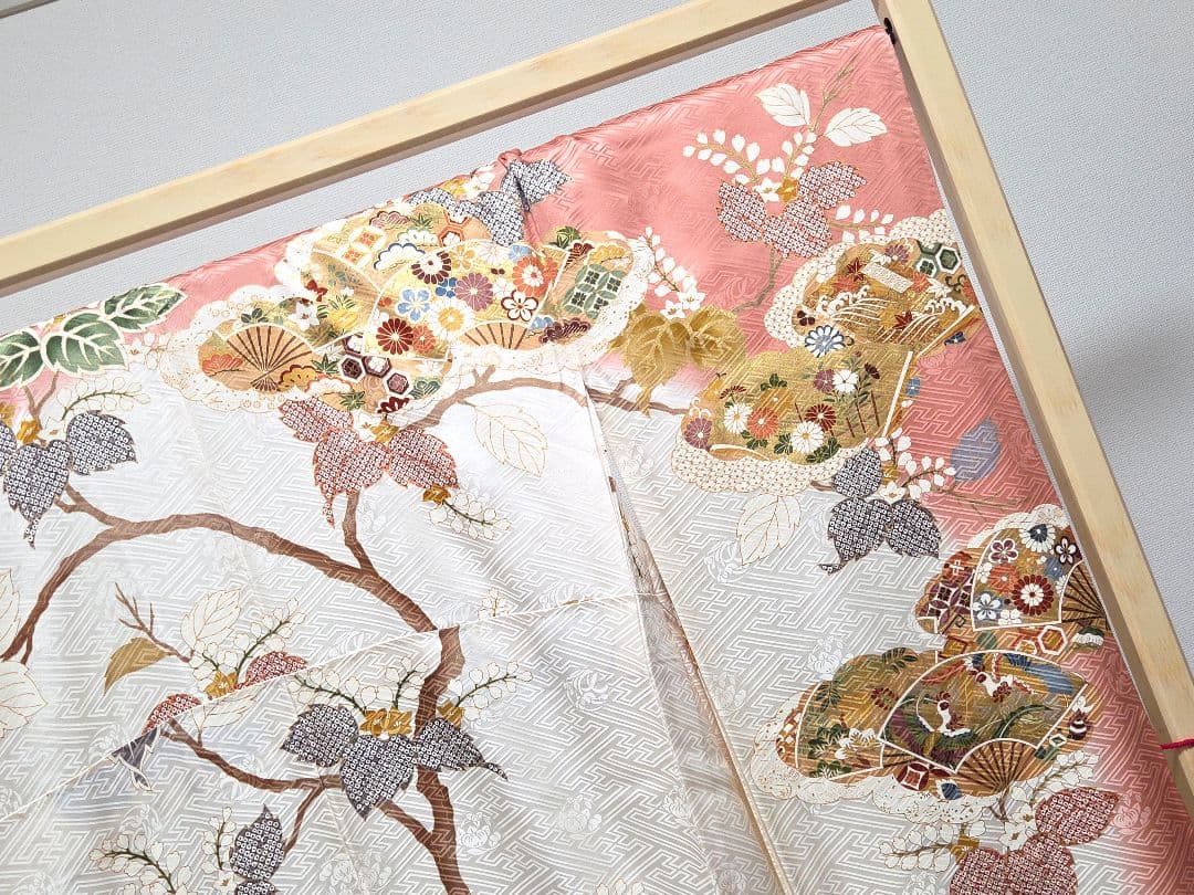 E5 美品 吉澤友禅 吾妻徳穂 吉祥文様 金彩 金駒刺繍 袷 正絹 振袖 着物