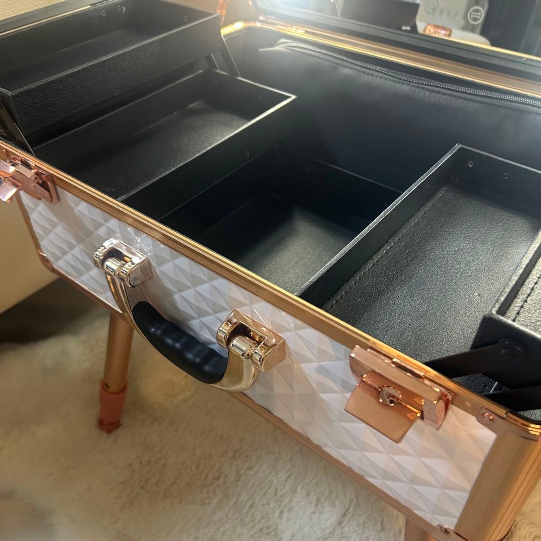 【美品】ハリウッドコスメボックス スタンド付