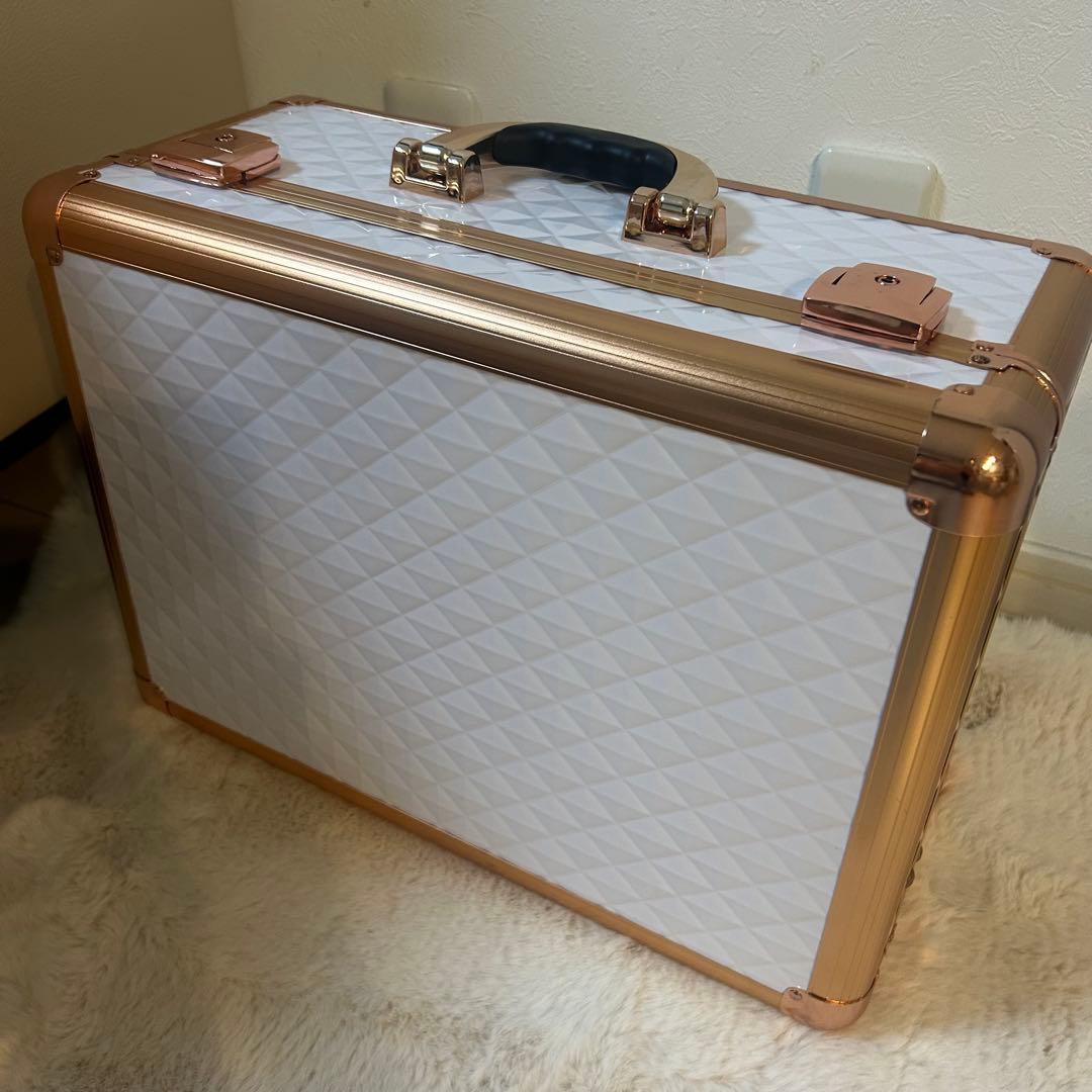 【美品】ハリウッドコスメボックス スタンド付