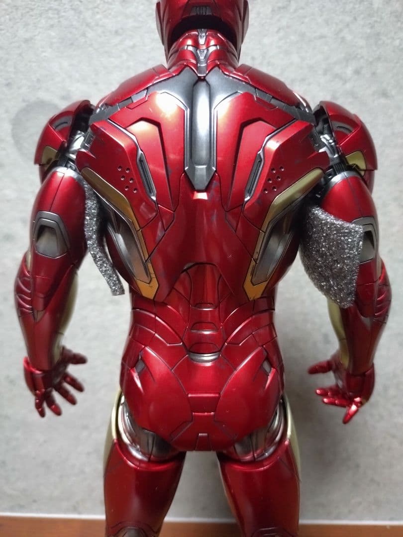 ホットトイズ　アイアンマン　マーク45