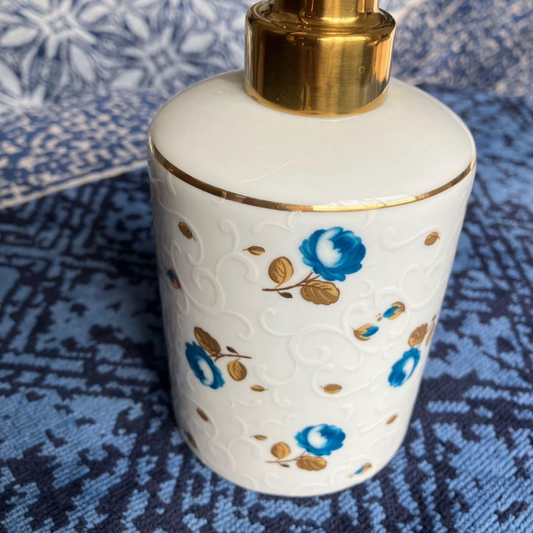 【美品⭐️イタリア製】T.Limogesリモージュ青い花柄 バスルーム3点セット