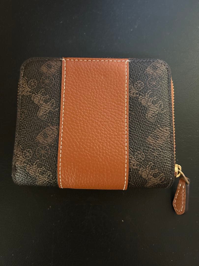 二つ折り財布 ブラウン/オレンジ　COACH 美品✨　馬車柄 コンパクト