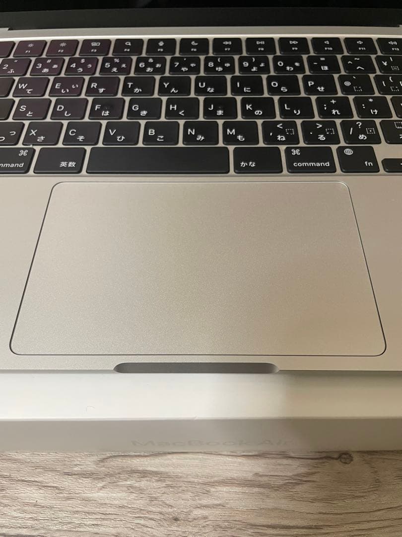 MacBook Air 13.6インチ M2 8GB 256GB シルバー