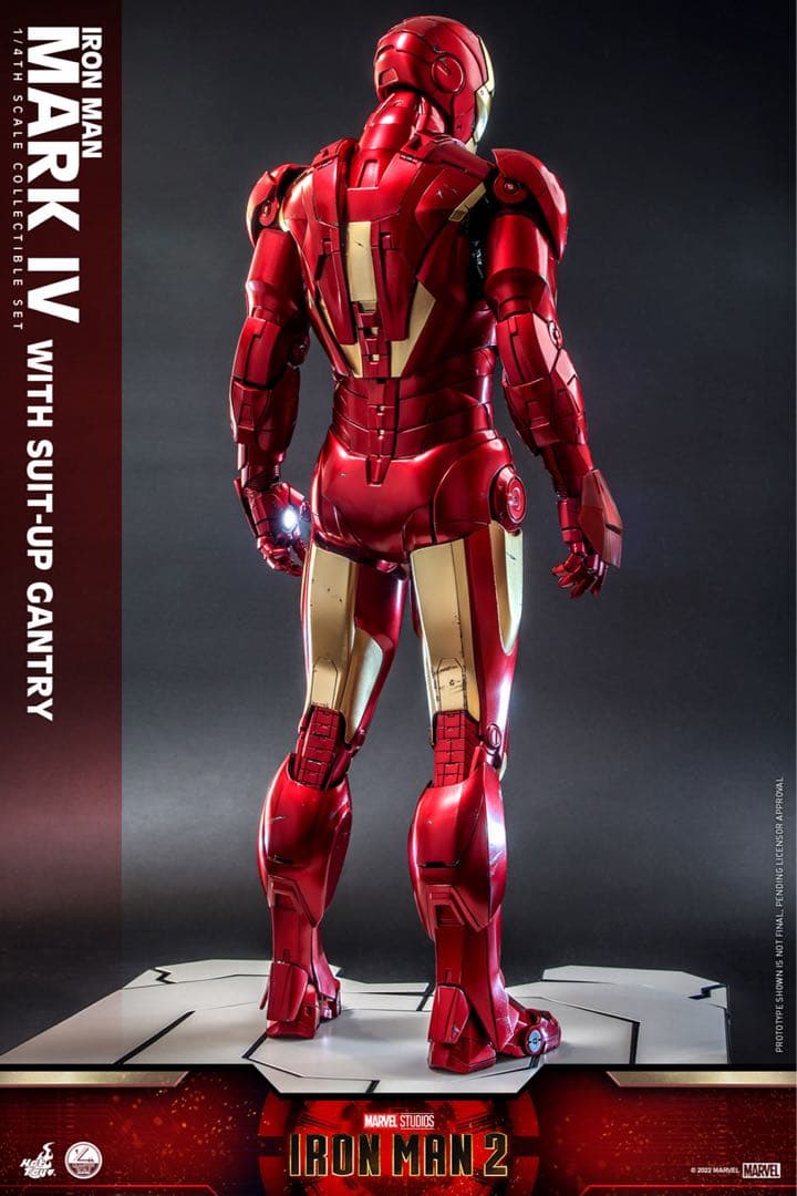 【輸送箱未開封】クオータースケール アイアンマンマーク４パワードスーツ装着機付き