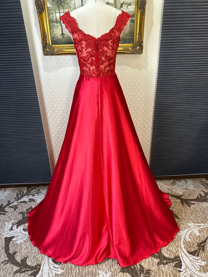 レース装飾 赤 ロングドレス