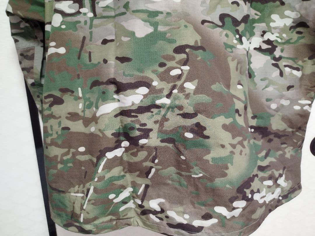 (4972)米軍実物ECWCS.GENⅢ．レイヤー6ゴアテックスOCPジャケット