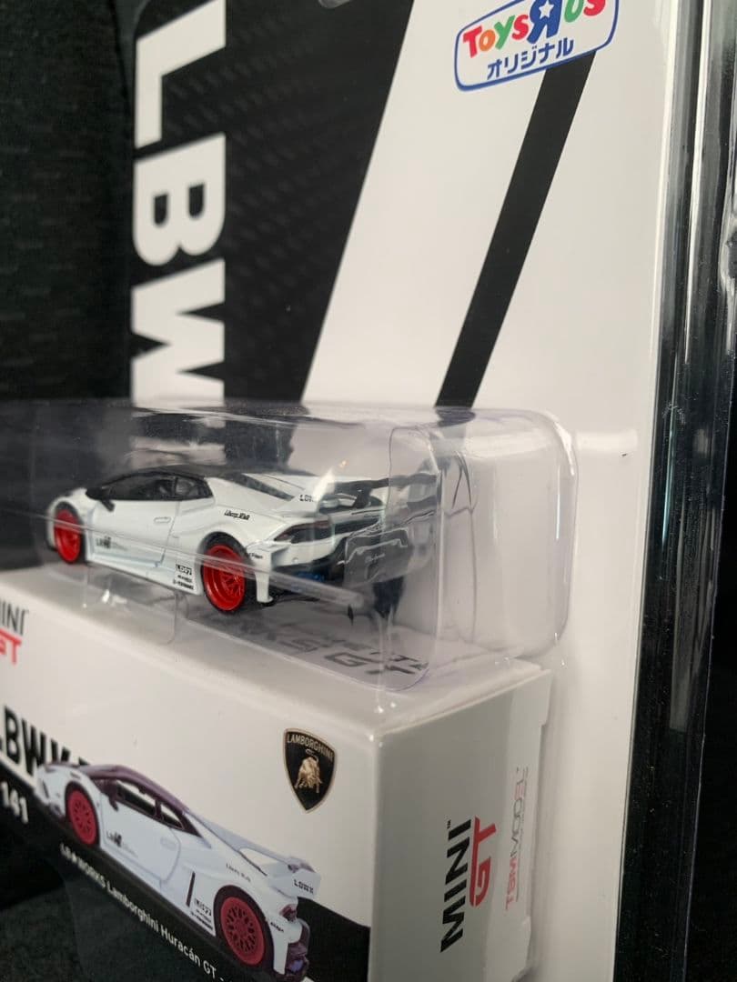 MINI GT LB★WORKS ランボルギーニ ウラカンGT ホワイト 141